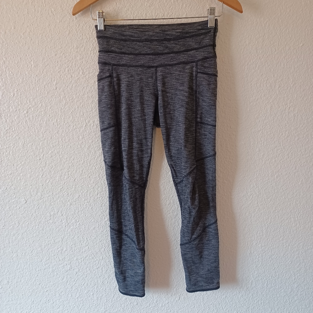 Athleta Excursion Tight Legging (Xs) - image 4